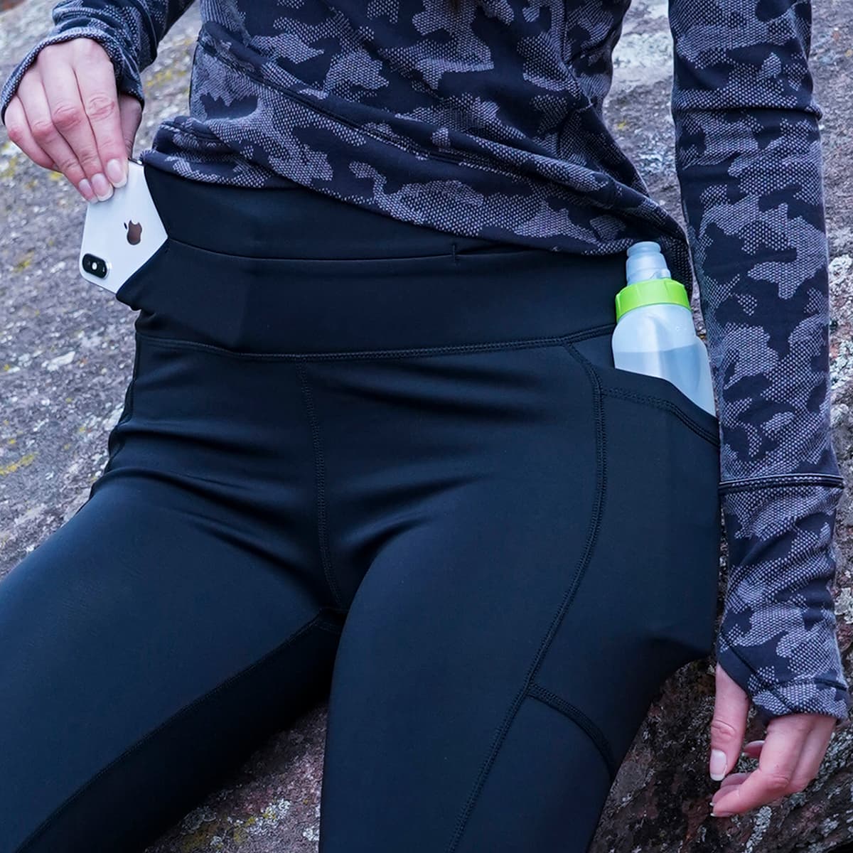 FlipBelt Arc Wasserflasche Weiß/Grün 300ml
