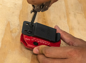 Étui Kydex Clip & Carry : Leatherman FREE P2 - Fibre de carbone rouge