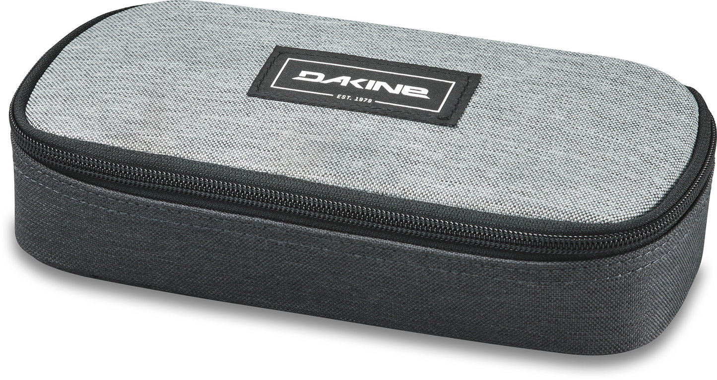 DAKINE SCHOOL CASE