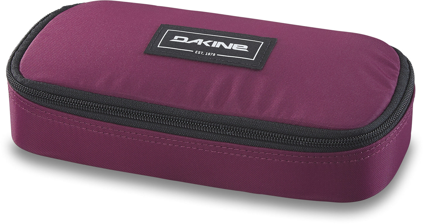 DAKINE SCHOOL CASE