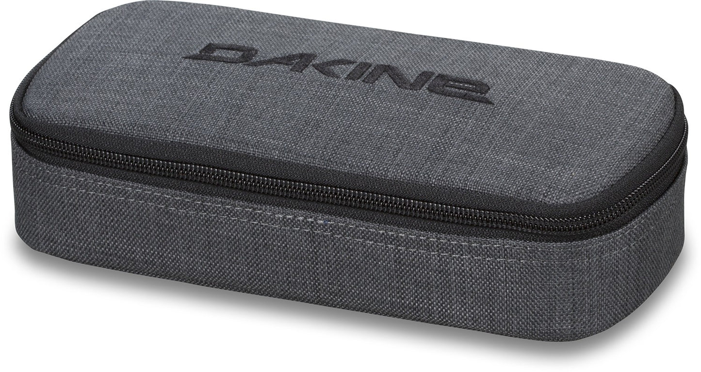 DAKINE SCHOOL CASE