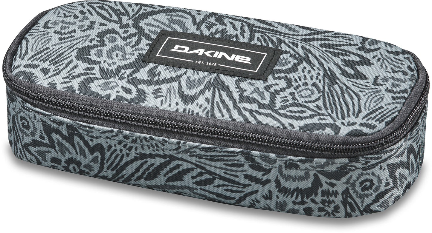DAKINE SCHOOL CASE