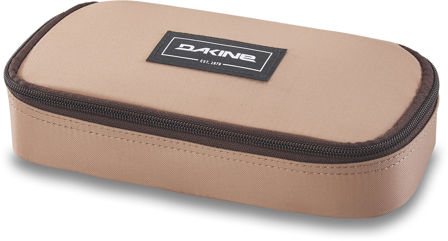 DAKINE SCHOOL CASE