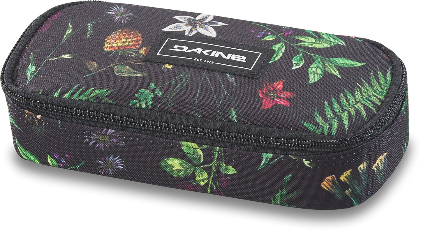 DAKINE SCHOOL CASE