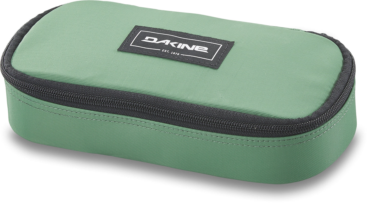 DAKINE SCHOOL CASE