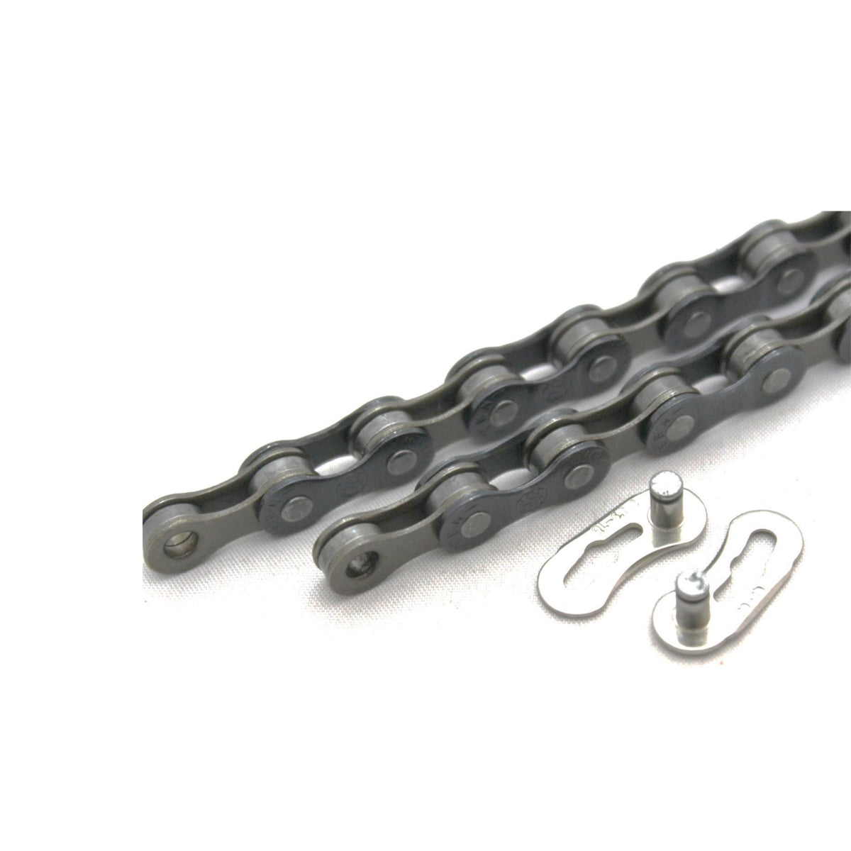 CLARKS MTB/ROAD 8 SPEED CHAIN 1/2X3/32 X116 QUICK RELEASE LINKS FITS ALL MAJOR DERAILLEUR SYSTEMS